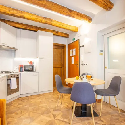 Image 4 - Via de' Falegnami 18, 40121 Bologna BO, Italy - Apartment for rent