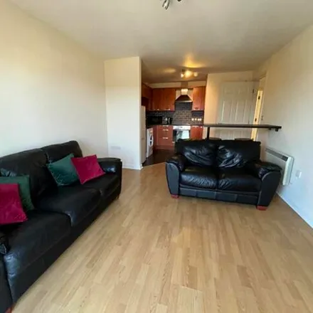 Image 3 - Coniston Place, Gateshead, NE9 6YA, United Kingdom - Apartment for sale
