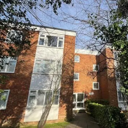 Buy this 2 bed apartment on 73 Benhill Wood Road in London, SM1 3SW