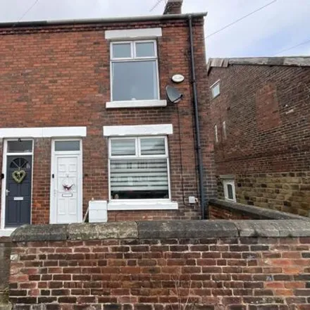 Buy this 2 bed house on Grange Road in Sheffield, S20 1BW