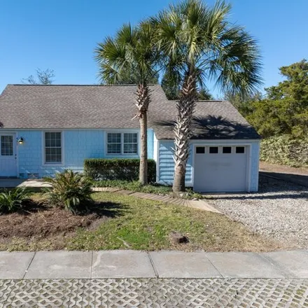 Buy this 2 bed house on Wrightsville Beach Elementary School in Coral Drive, Wrightsville Beach