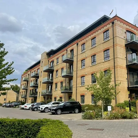 Rent this 2 bed apartment on Jubilee Mill in Mill Lane, Taplow