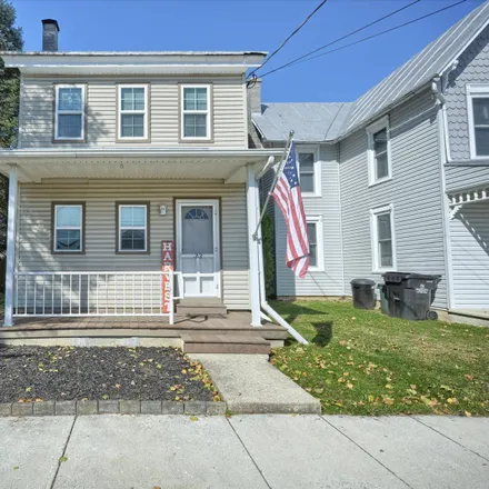 Buy this 2 bed house on 33 Memorial Boulevard in Newmanstown, Millcreek Township