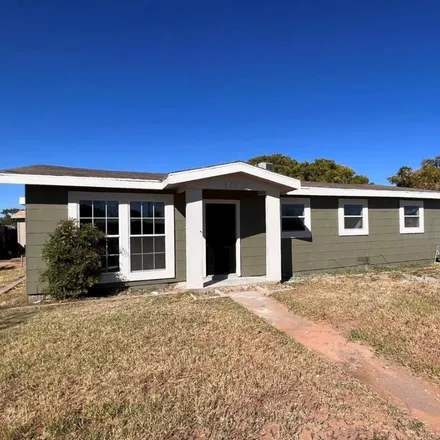 Buy this 4 bed house on 4006 Thomason Drive in Midland, TX 79703