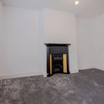 Image 3 - Sterling House, 87-89 Alcester Road, Balsall Heath, B13 8EB, United Kingdom - Apartment for rent