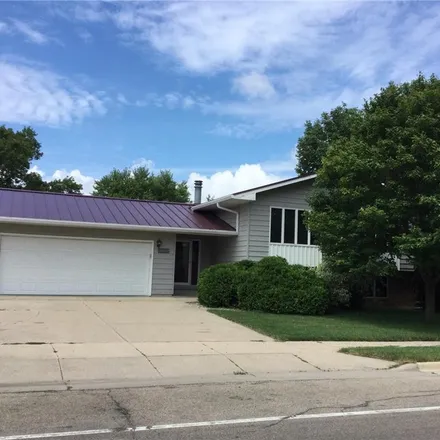 Buy this 4 bed house on 2300 12th Street Southwest in Austin, MN 55912