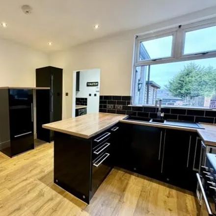 Image 6 - Watch Street, Sheffield, S13 9WX, United Kingdom - Townhouse for rent