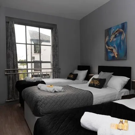 Image 6 - Rhosddu, LL13 8BD, United Kingdom - Apartment for rent