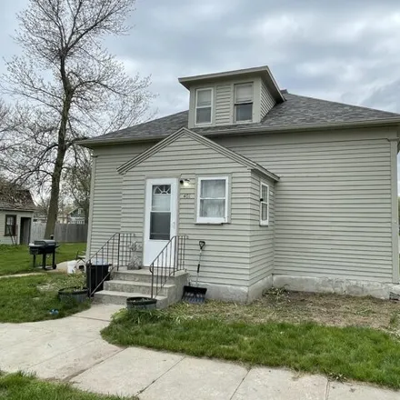 Buy this 3 bed house on 110 West Sycamore Street in Parkston, SD 57366