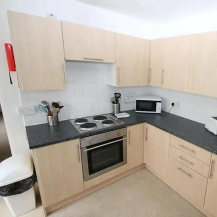 Image 3 - 11 Trematon Terrace, Plymouth, PL4 6QS, United Kingdom - Townhouse for sale