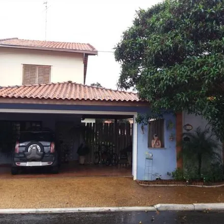 Buy this 3 bed house on Avenida Antônio Fazanaro in Jardim Caxambu, Piracicaba - SP