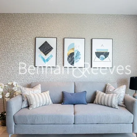 Image 1 - Waterside Court, Park Street, London, SW6 2QF, United Kingdom - Apartment for rent