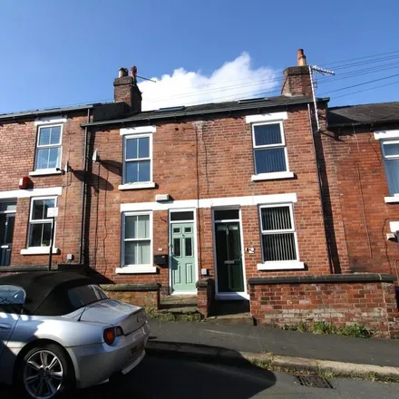 Rent this 2 bed townhouse on Stewart Road in Sheffield, S11 8ZF