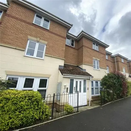 Buy this 2 bed apartment on unnamed road in Earlestown, WA9 2JQ