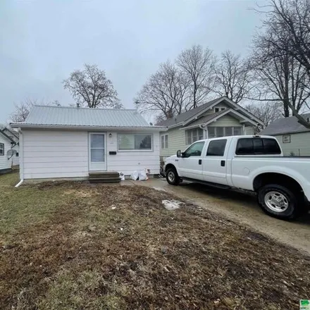Buy this 2 bed house on 153 West Cedar Street in Vermillion, SD 57069