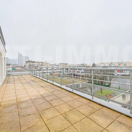 Rent this 5 bed apartment on 52 Rue Jean-Pierre Timbaud in 92400 Courbevoie, France