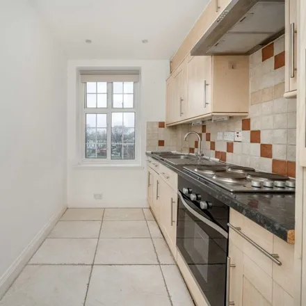 Rent this 1 bed apartment on Sharon Road in London, W4 4PB