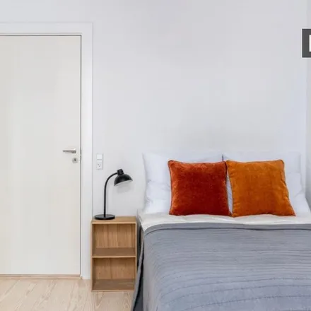 Rent this 7 bed room on Jagtvej 77 in 2200 København N, Denmark