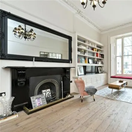 Image 4 - 32-34 Inverness Terrace, London, W2 3HS, United Kingdom - Room for rent