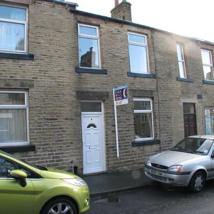 Rent this 2 bed townhouse on Russell Street in Skipton, BD23 2DX