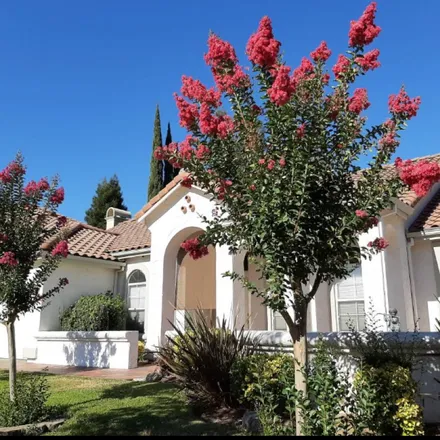 Rent this 1 bed room on 2140 Heritage Drive in Roseville, CA 95678