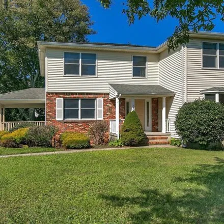 Rent this 4 bed house on 96 South Ward Avenue in Rumson, Monmouth County