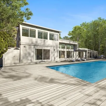 Buy this 5 bed house on 32 Fox Hollow Drive in Southampton, East Quogue