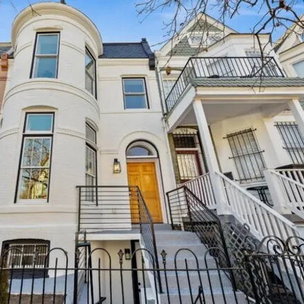 Buy this 4 bed house on 514 T Street Northwest in Washington, DC 20001