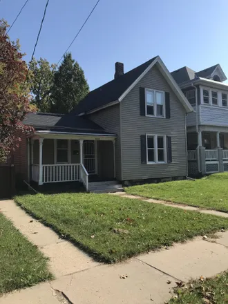 Buy this 3 bed house on 6023 14th Avenue in Kenosha, WI 53143