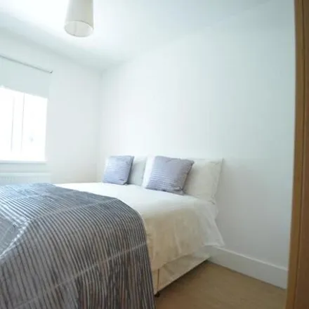 Image 7 - 72 Barnfield Place, Millwall, London, E14 9YB, United Kingdom - Townhouse for rent