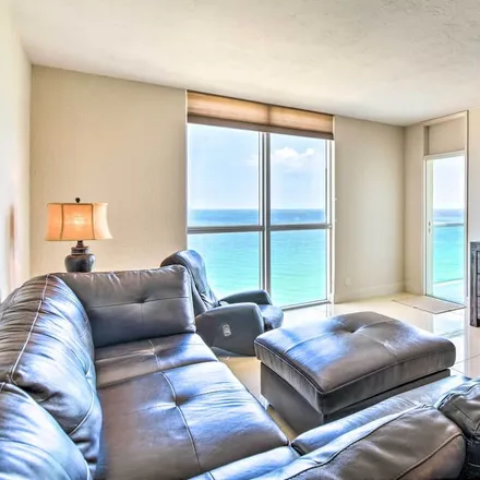 Image 1 - Hollywood, FL - Condo for rent