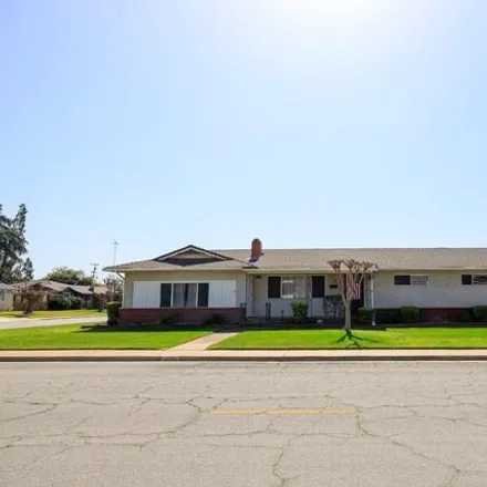 Buy this 3 bed house on 1238 G Street in Livingston, CA 95334
