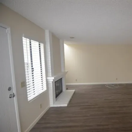 Image 2 - 6065 Estelle Street, San Diego, CA 92115, USA - Townhouse for rent