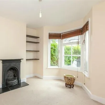 Rent this 3 bed townhouse on Seaford Road in London, N15 5DS