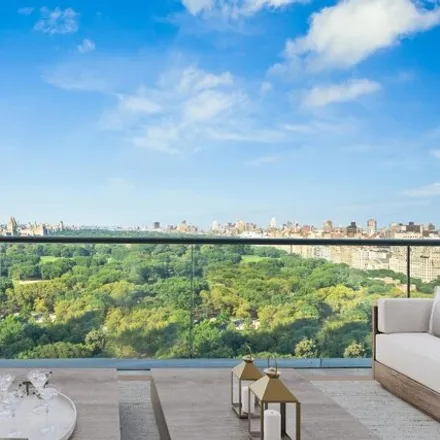 Image 9 - Hampshire House, 150 Central Park South, New York, NY 10019, USA - Apartment for sale