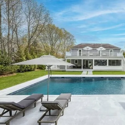 Rent this 6 bed house on 25 Boatsteerers Court North in Northwest Harbor, East Hampton
