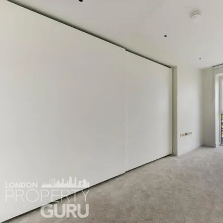 Image 9 - Centre Stage, Fountain Park Way, London, W12 7NP, United Kingdom - Apartment for sale