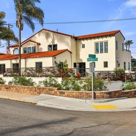 Image 4 - 3738 Amaryllis Drive, San Diego, CA 92106, USA - House for sale
