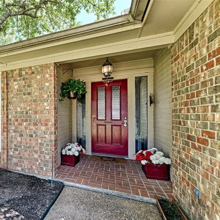 Image 2 - 700 Willow Brook Drive, Allen, TX 75003, USA - House for sale