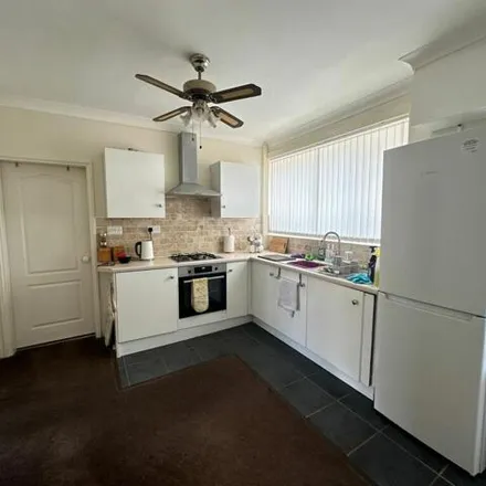 Image 3 - Manchester Road, Sheffield, South Yorkshire, S36 - Duplex for sale