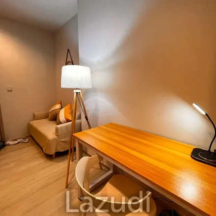 Rent this 1 bed apartment on unnamed road in Pathum Wan District, 10330