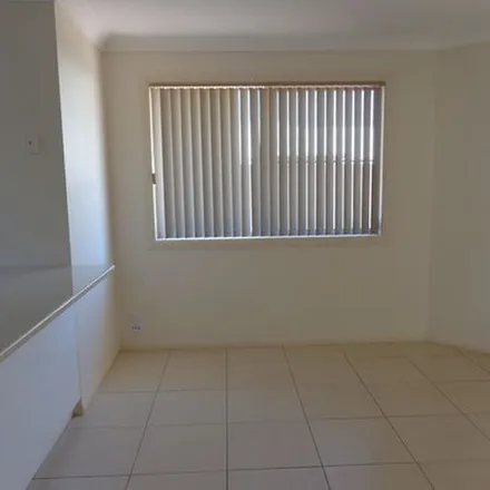 Image 2 - Gostwyck Street, Newtown QLD 4350, Australia - Apartment for rent