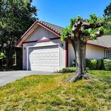 Buy this 3 bed house on 719 Placer Court in Santa Rosa, CA 95401