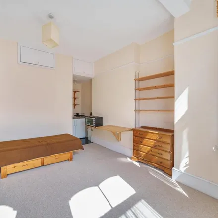 Image 3 - Cranhurst Road, London, NW2 4LL, United Kingdom - Apartment for rent