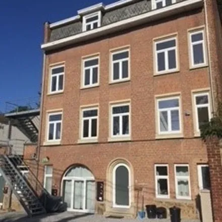 Rent this 3 bed apartment on Ruelle Telly in 6530 Thuin, Belgium