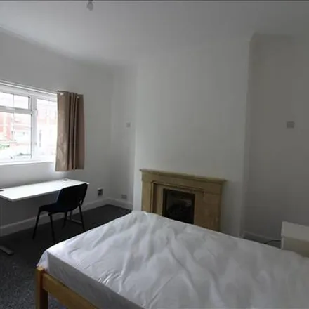 Image 3 - 66 Alma Road, Bevois Mount, Southampton, SO14 6UX, United Kingdom - Apartment for rent