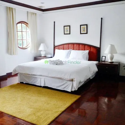 Rent this 3 bed apartment on Noble in Phloen Chit Road, Witthayu