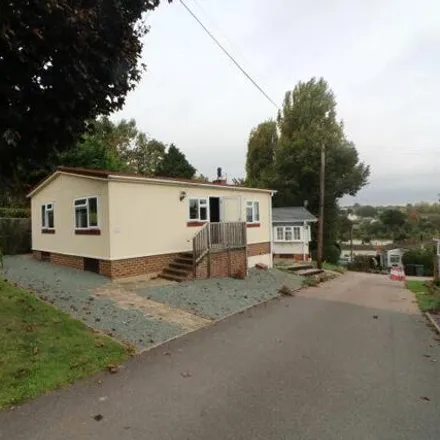 Buy this 2 bed house on Lower Road in East Farleigh, ME15 0JN