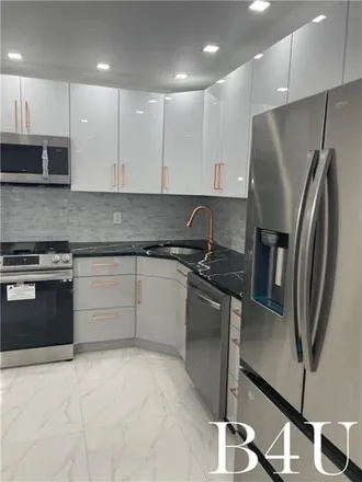 Image 2 - 1231 East 80th Street, New York, NY 11236, USA - Condo for sale