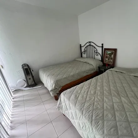 Buy this 4 bed house on Extra in Paseo Burgos, Fraccionamiento Burgos de Cuernavaca